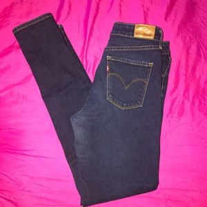 High waist Levi’s jeans